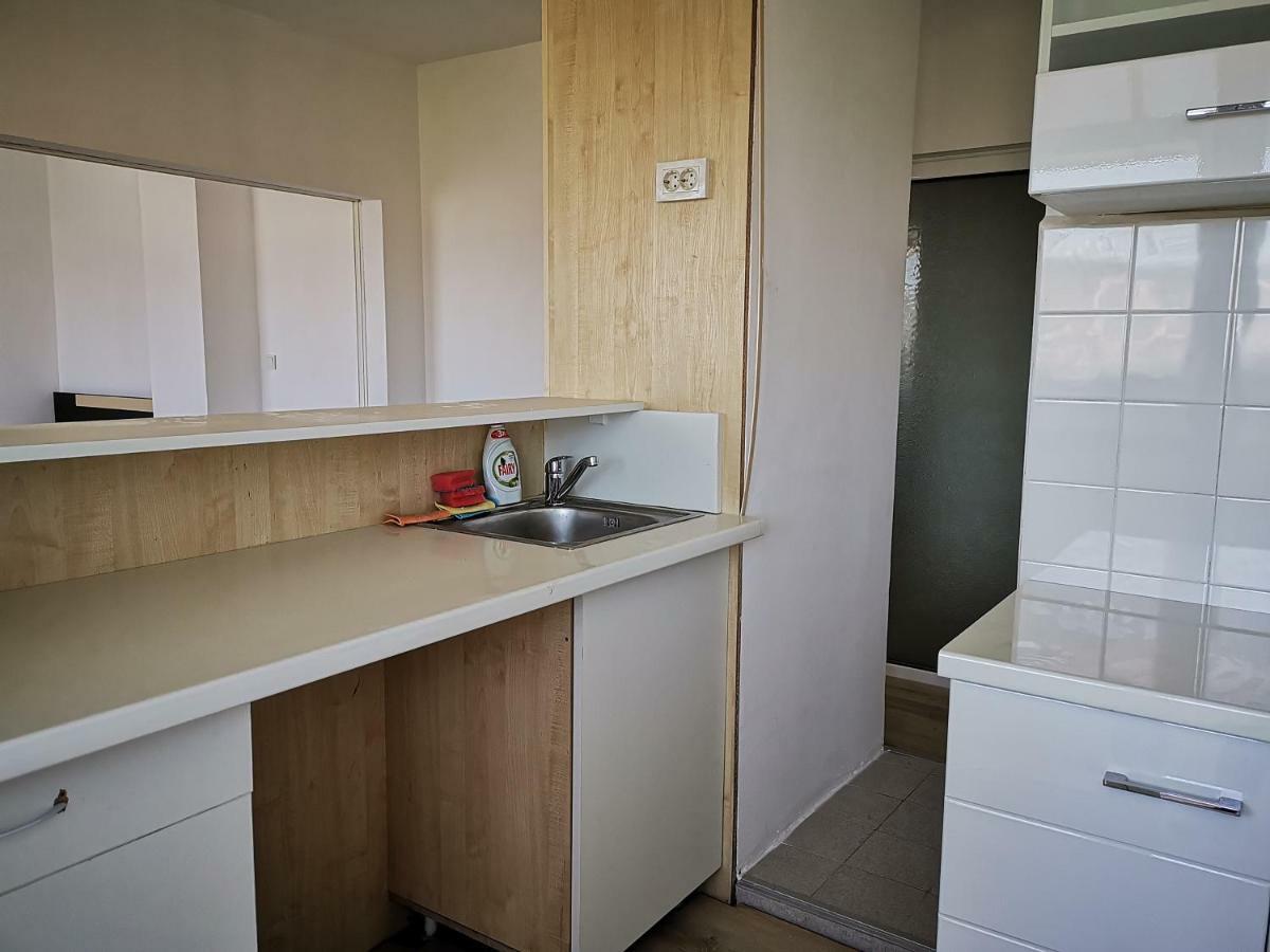 Appartement Tora Mora à Varna Extérieur photo